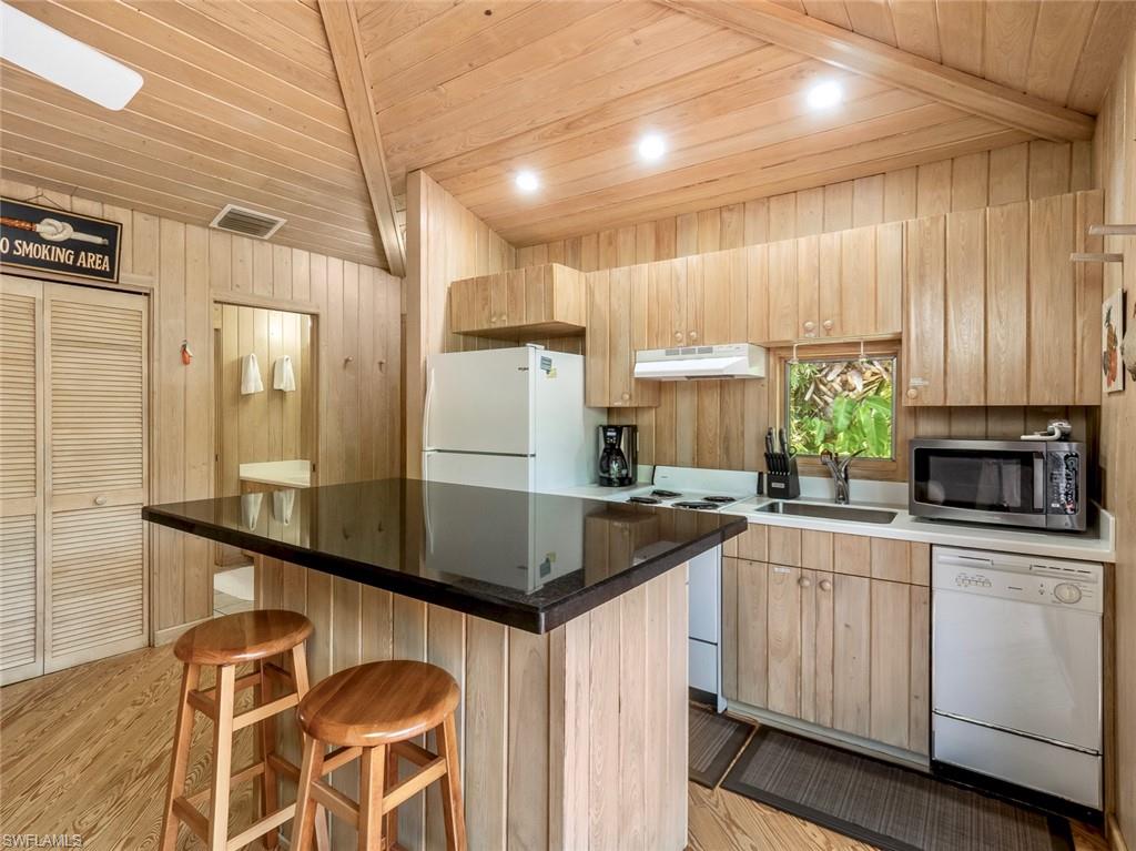 TICHENORS F H SILVER KING - Residential