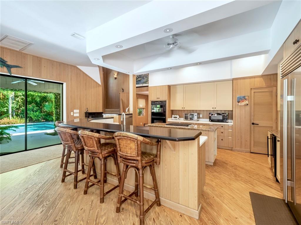 TICHENORS F H SILVER KING - Residential