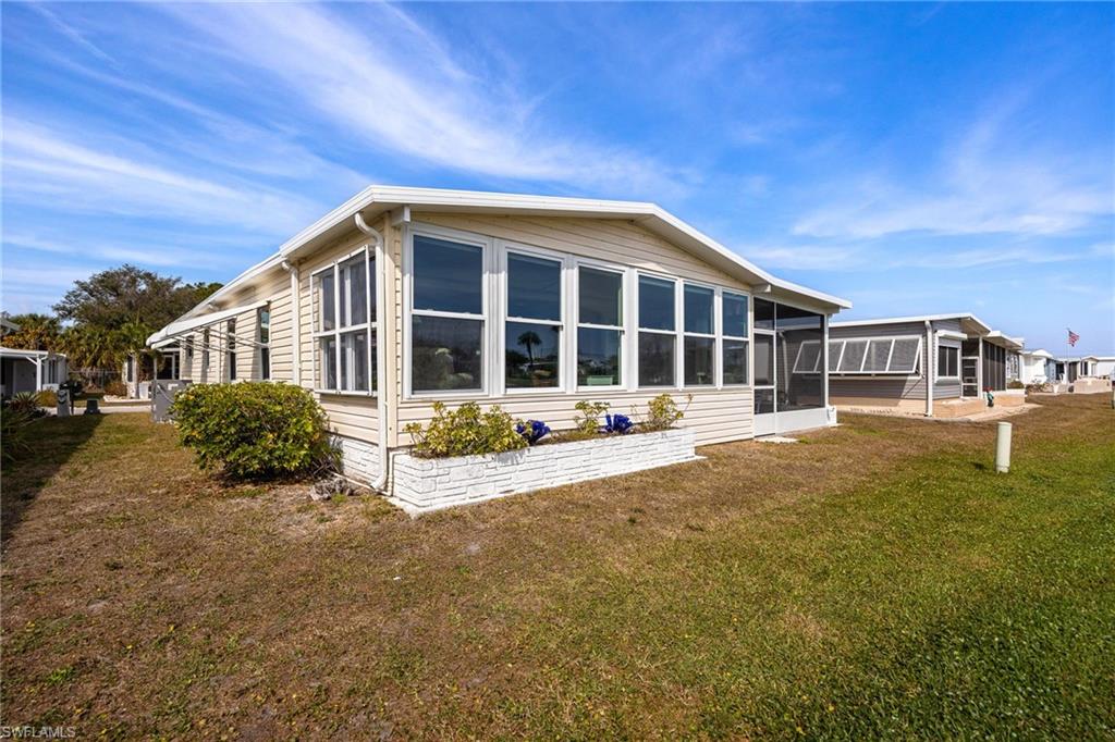 SIX LAKES COUNTRY CLUB - Residential