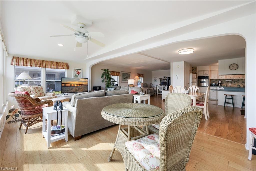 SIX LAKES COUNTRY CLUB - Residential