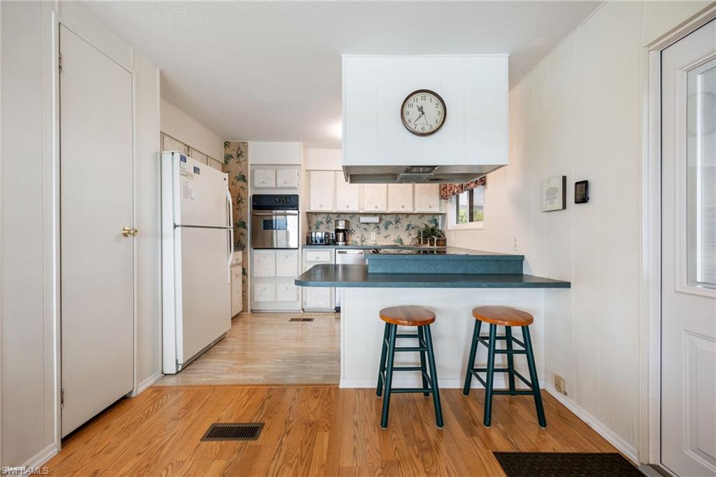 SIX LAKES COUNTRY CLUB - Residential