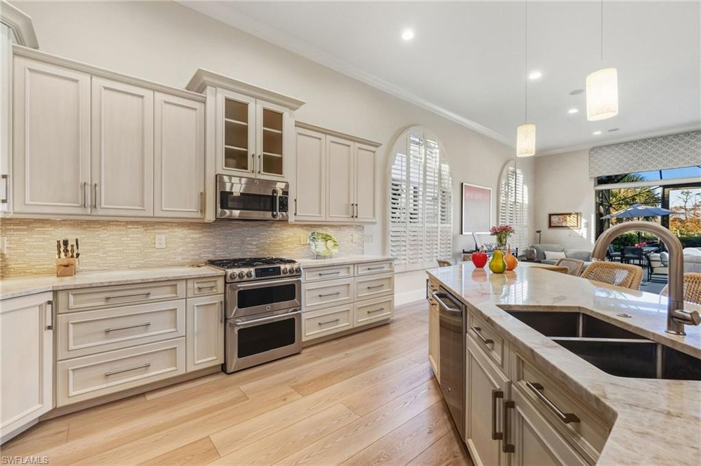 NATURE'S COVE - Residential