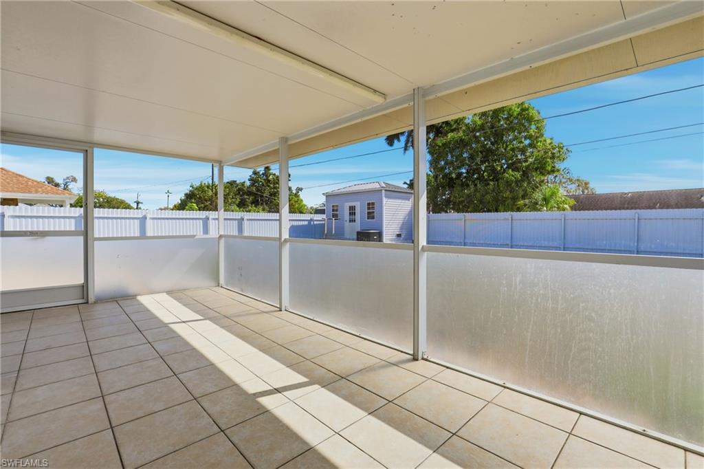 GOLDEN GATE CITY - Residential