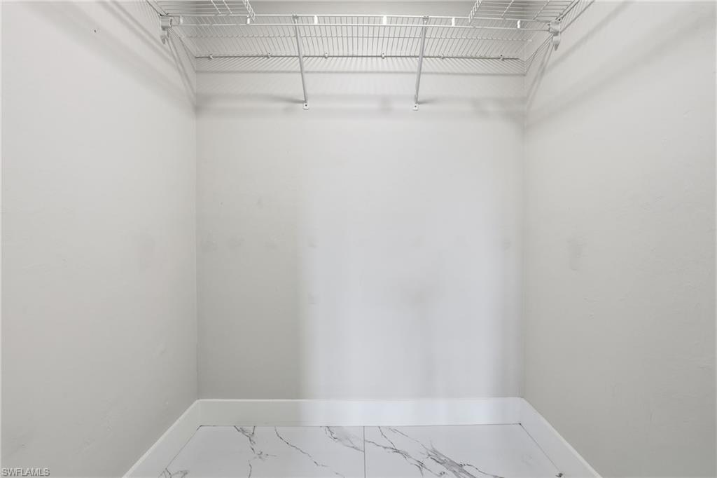 GOLDEN GATE CITY - Residential