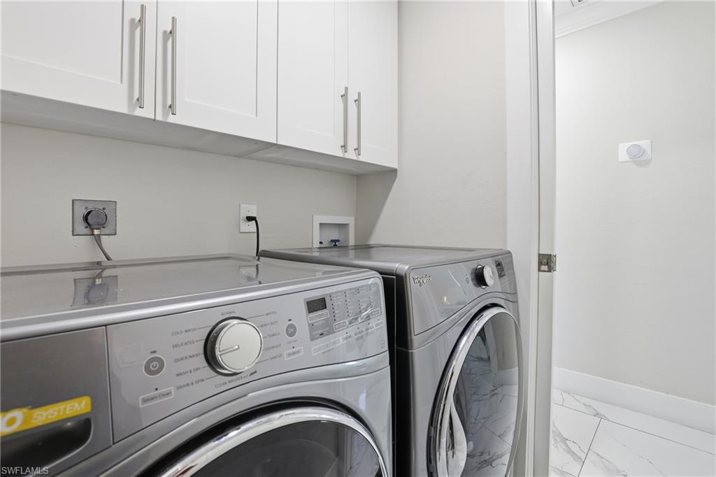 GOLDEN GATE CITY - Residential