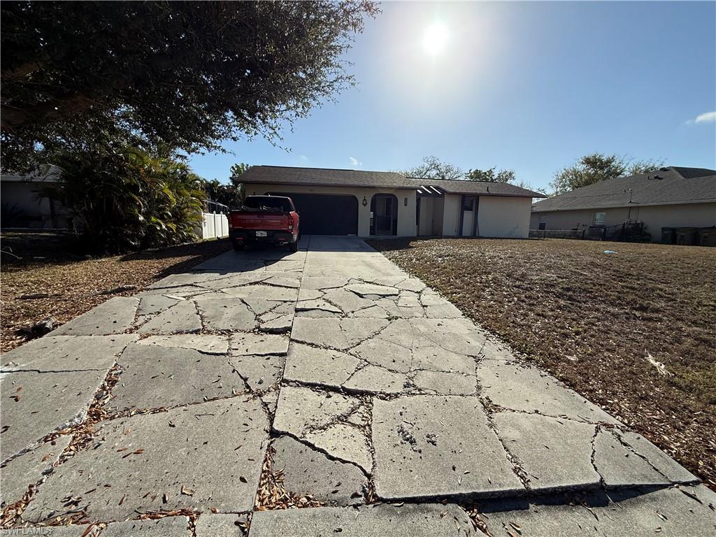 CAPE CORAL - Residential