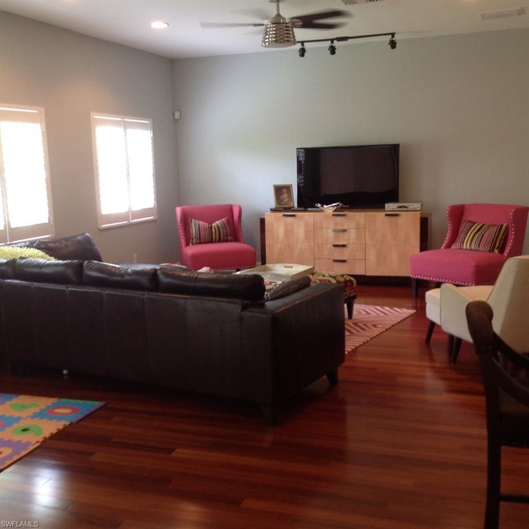 MCGREGOR PINES - Residential