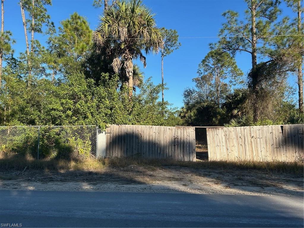 ACREAGE HEADER - Land