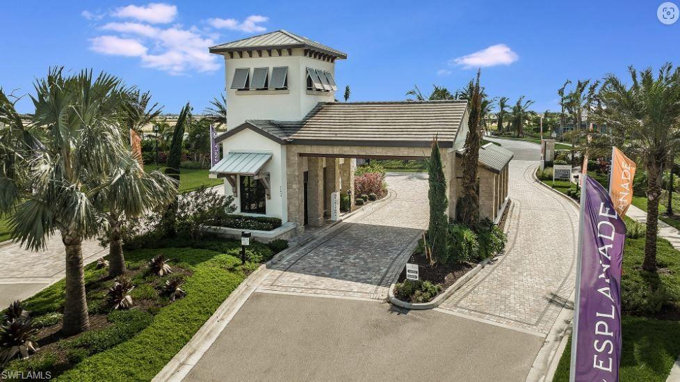 ESPLANADE LAKE CLUB - Residential