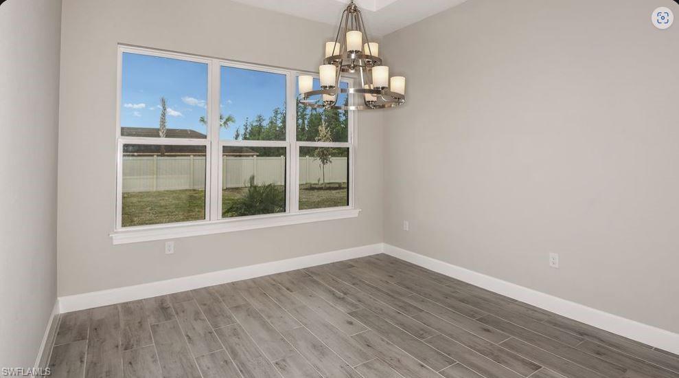 ESPLANADE LAKE CLUB - Residential