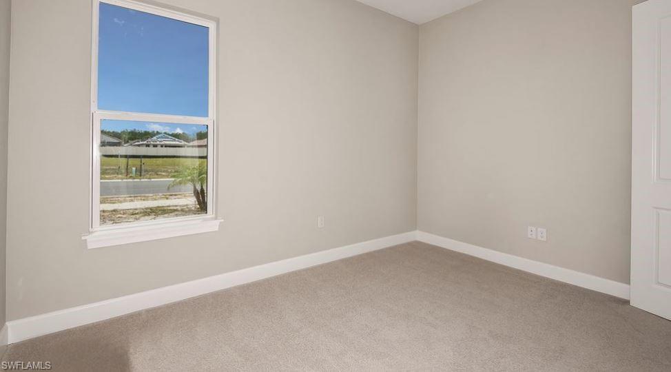 ESPLANADE LAKE CLUB - Residential