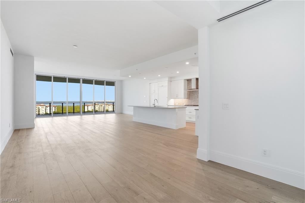 INFINITY AT THE COLONY - Residential