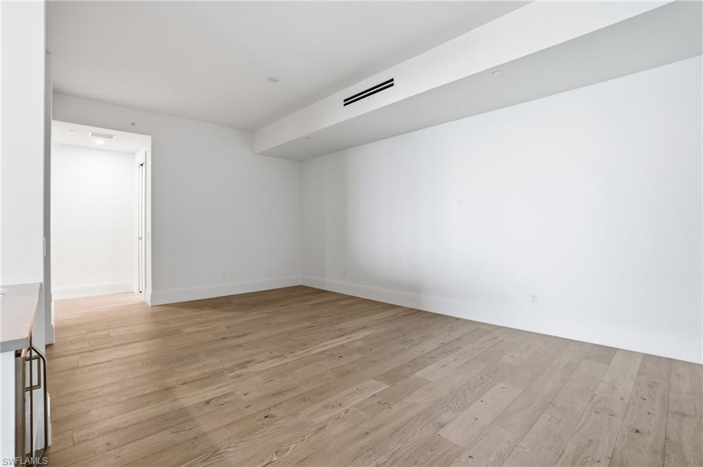 INFINITY AT THE COLONY - Residential