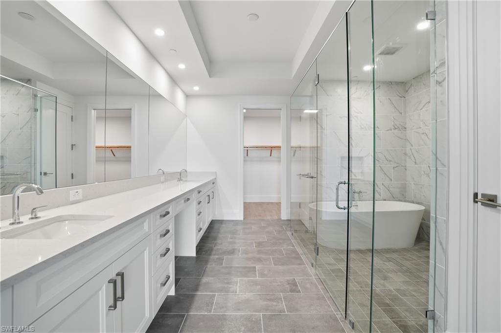 INFINITY AT THE COLONY - Residential