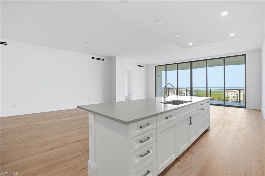 INFINITY AT THE COLONY - Residential