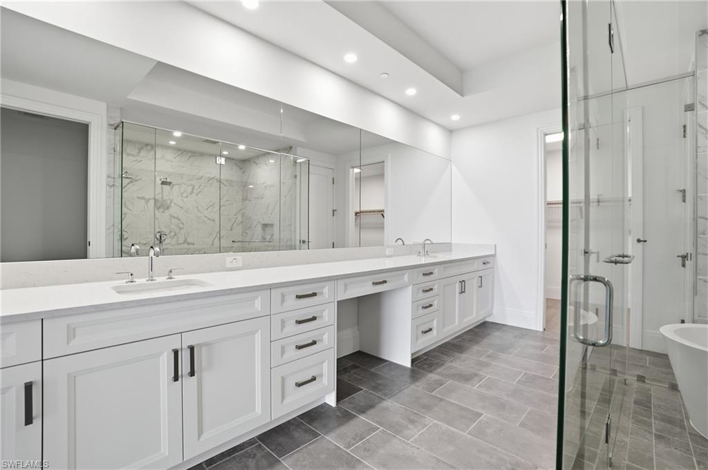 INFINITY AT THE COLONY - Residential