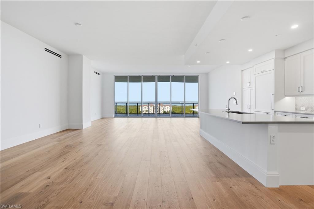 INFINITY AT THE COLONY - Residential