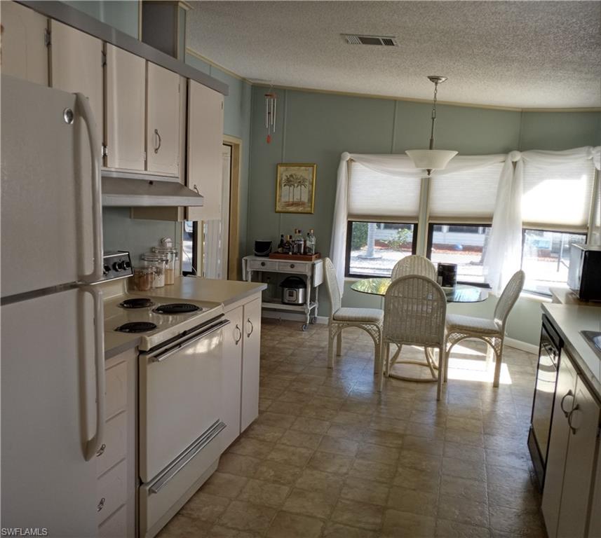 BURNT STORE COLONY - Residential