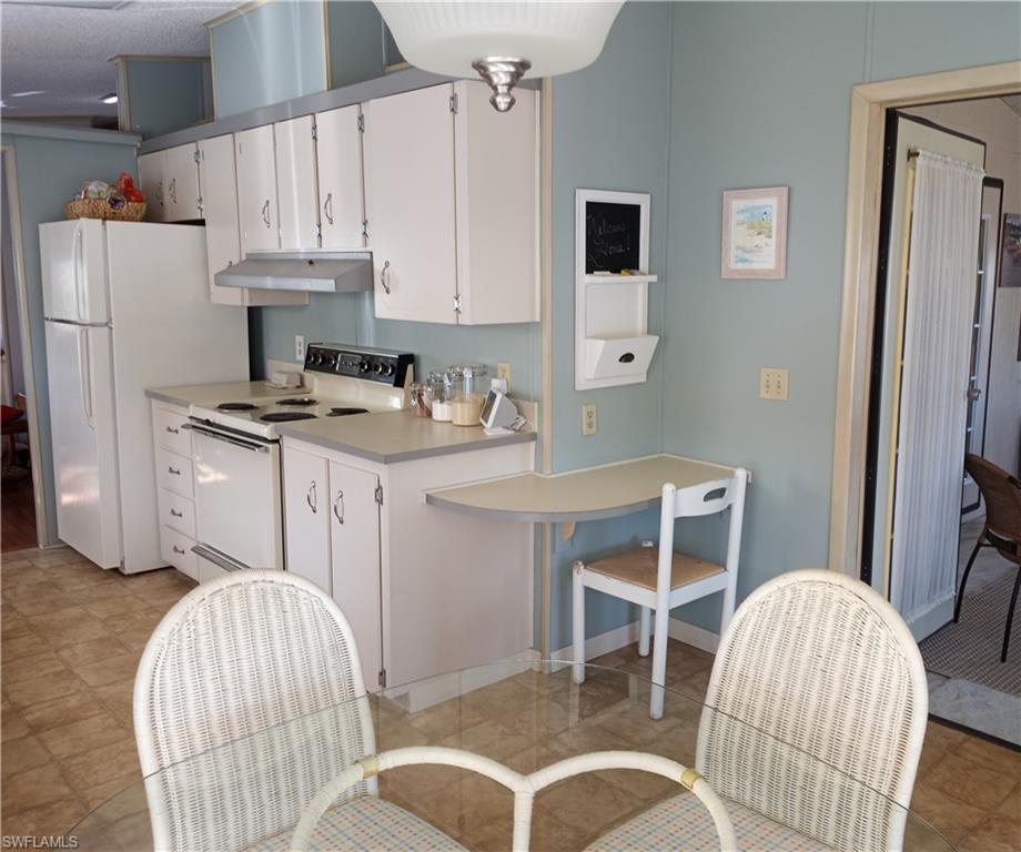 BURNT STORE COLONY - Residential