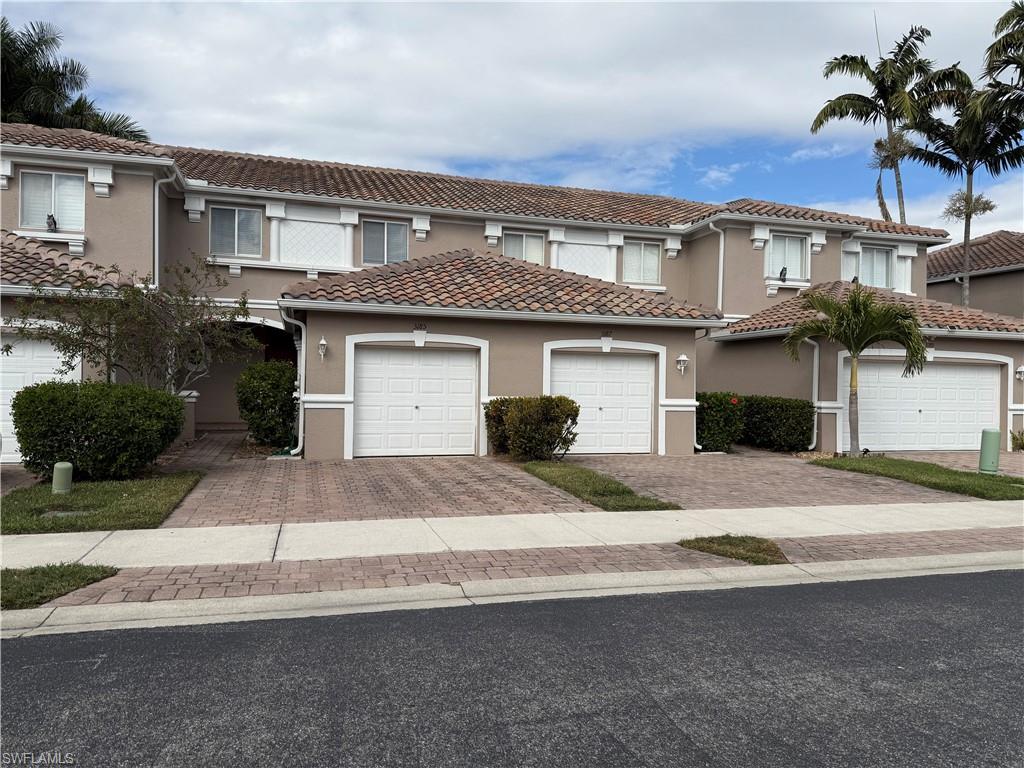 COLONNADE AT FORUM - Residential
