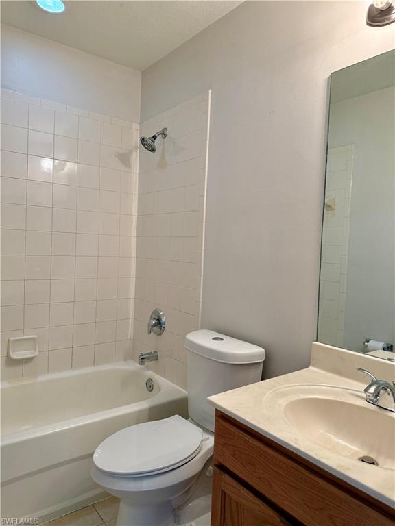 COLONNADE AT FORUM - Residential