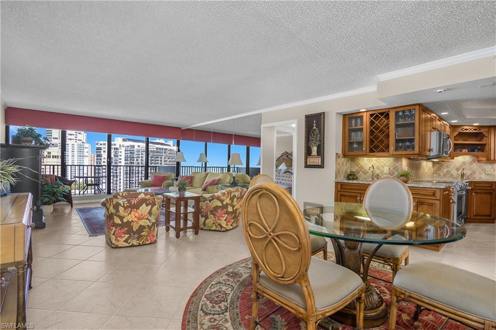 4005 Gulf Shore BLVD N 1405