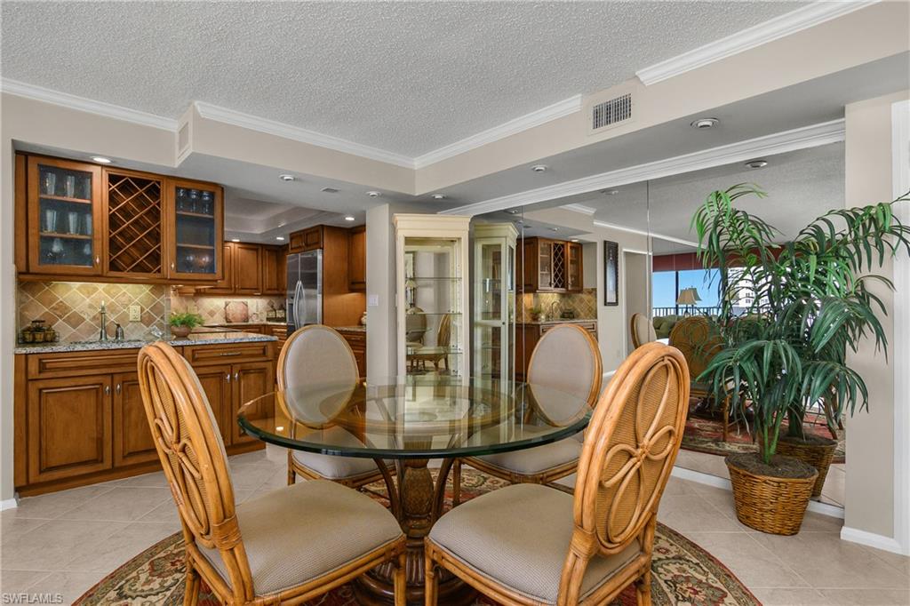 4005 Gulf Shore BLVD N 1405