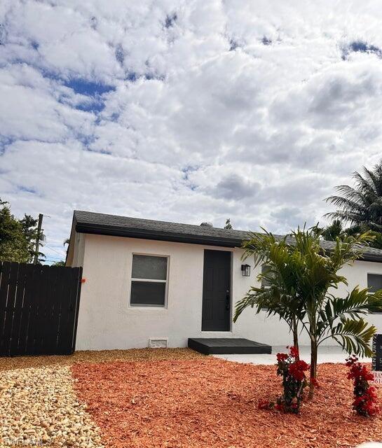 1152 Sunset RD