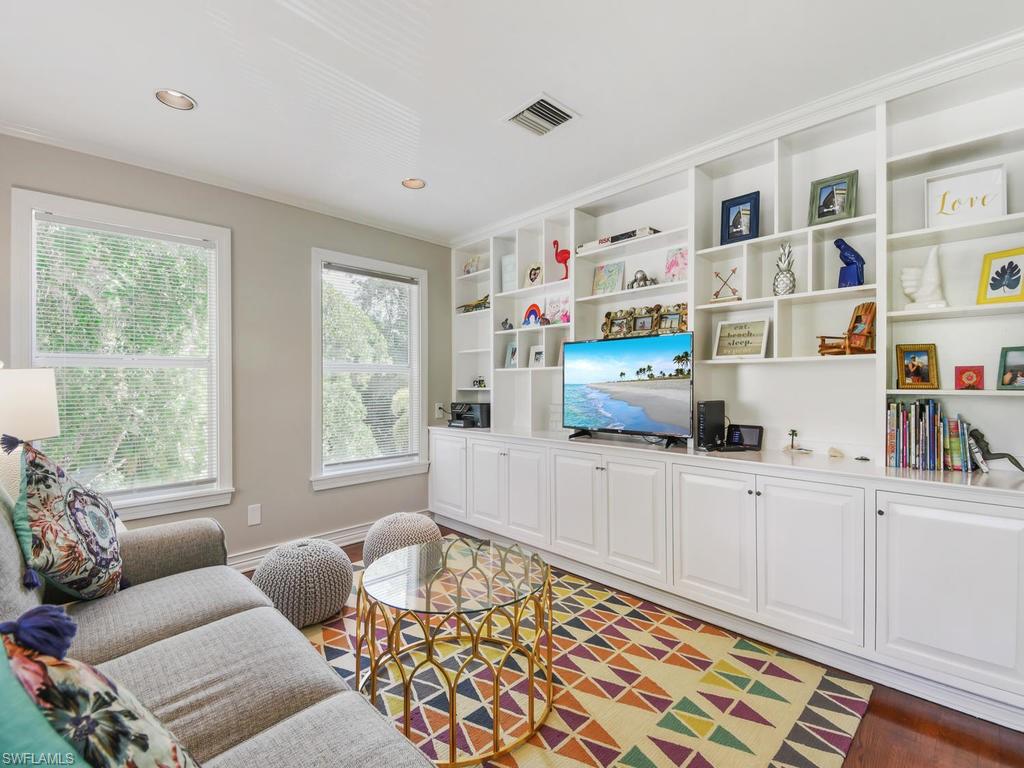 CASTAWAY ESTATES - Residential