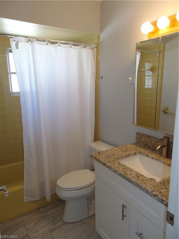 82 Johnnycake DR
