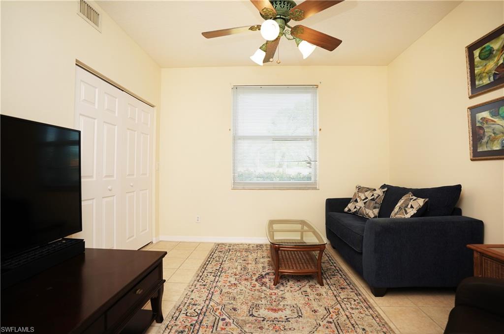 HUNTINGTON LAKES - Residential