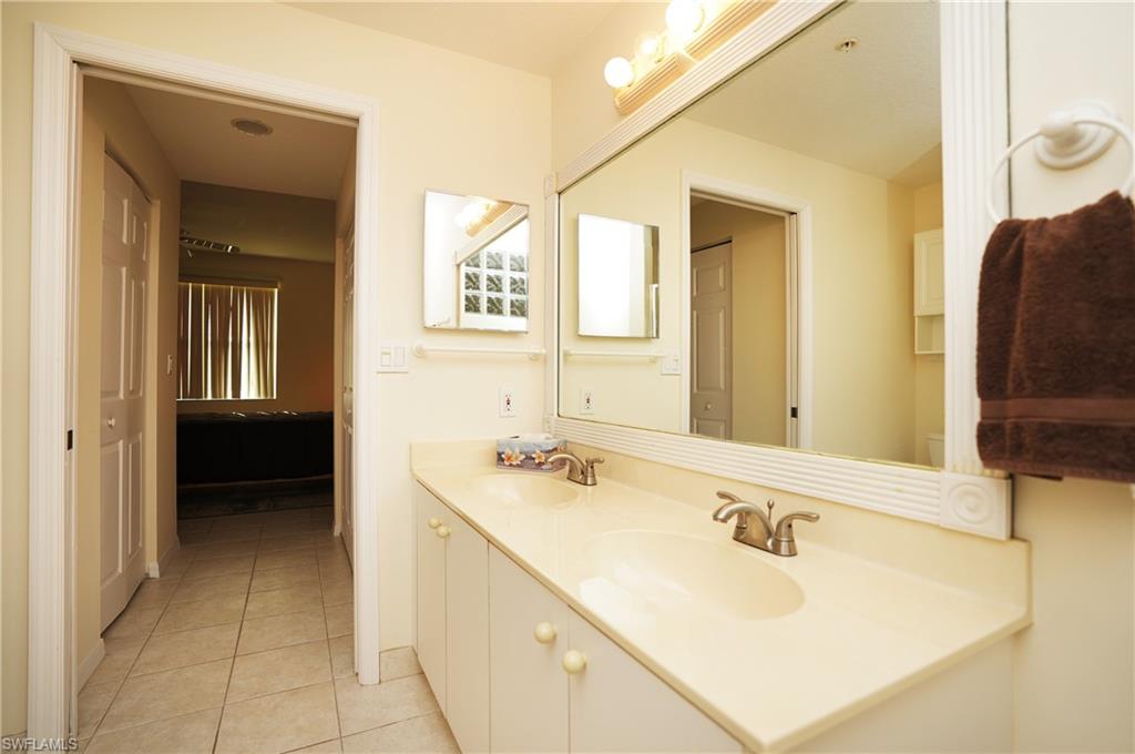 HUNTINGTON LAKES - Residential