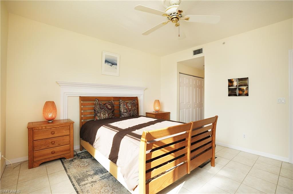 HUNTINGTON LAKES - Residential