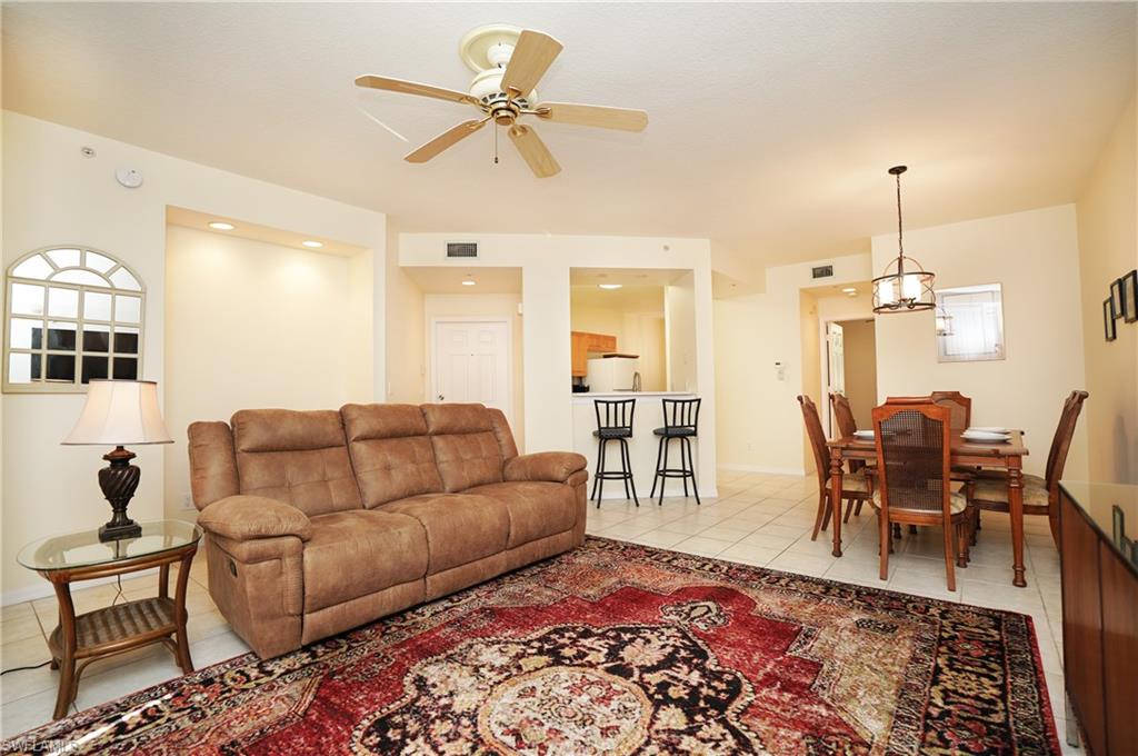 HUNTINGTON LAKES - Residential