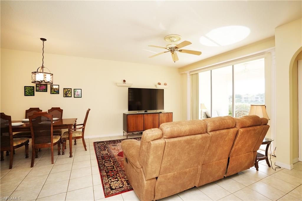 HUNTINGTON LAKES - Residential