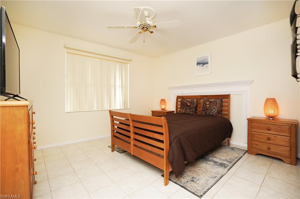 HUNTINGTON LAKES - Residential