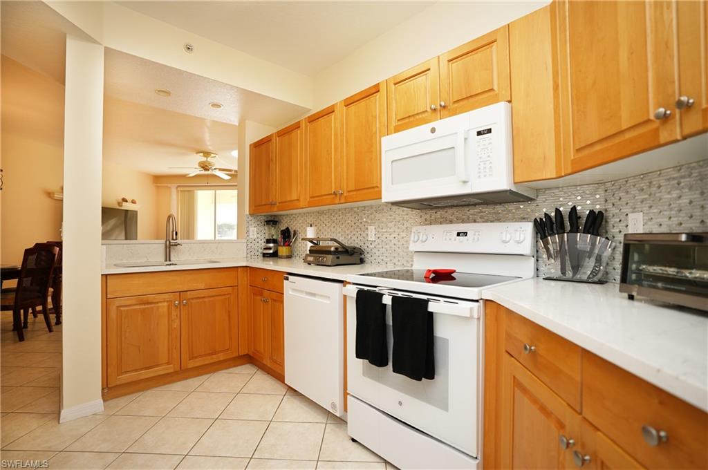 HUNTINGTON LAKES - Residential