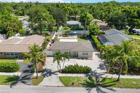 A home in NAPLES