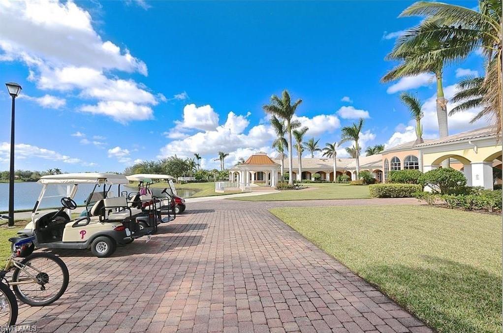 ISLAND WALK - Residential