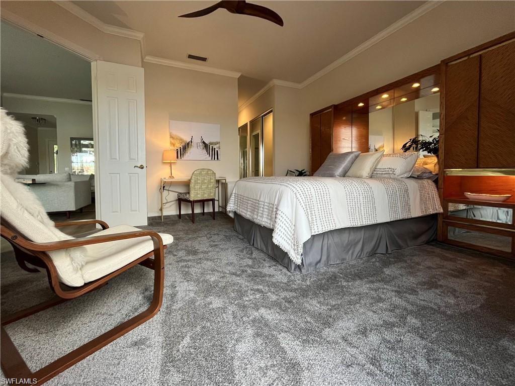 ISLAND WALK - Residential