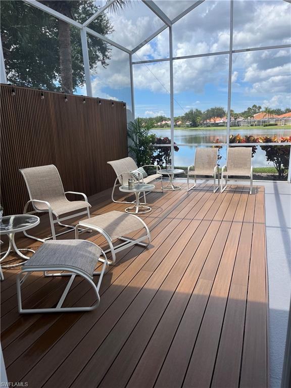 ISLAND WALK - Residential