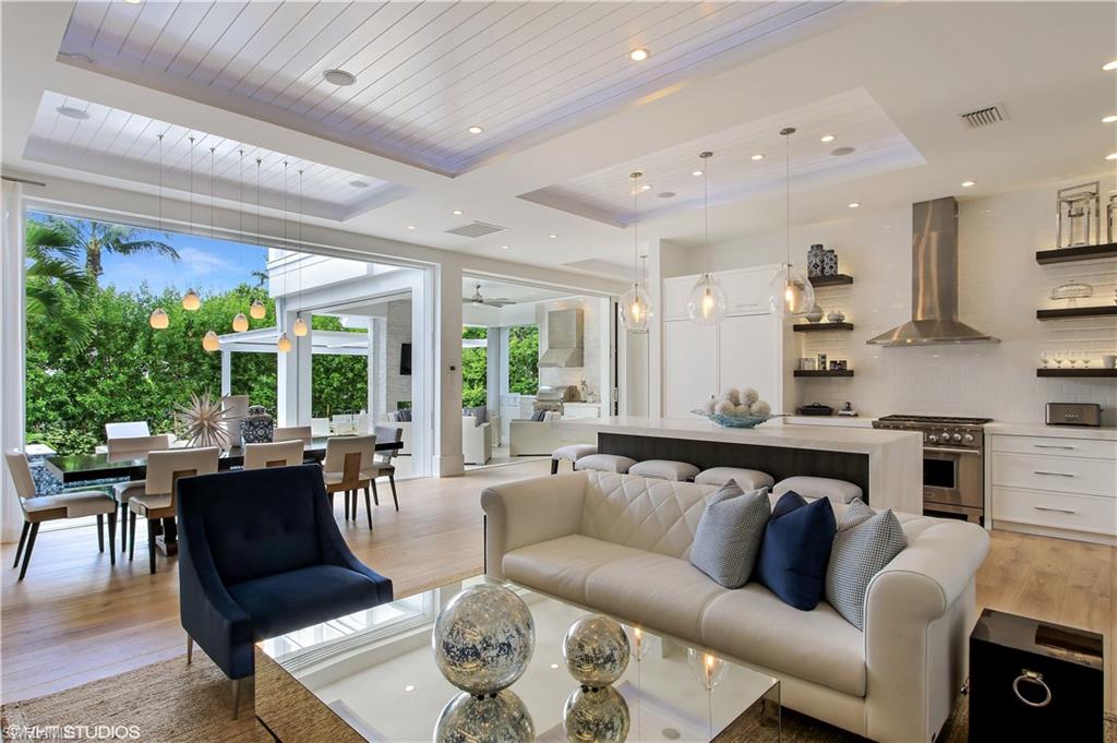 OLDE NAPLES - Residential