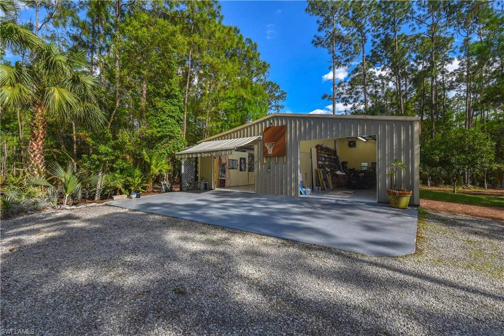 GOLDEN GATE ESTATES - Residential