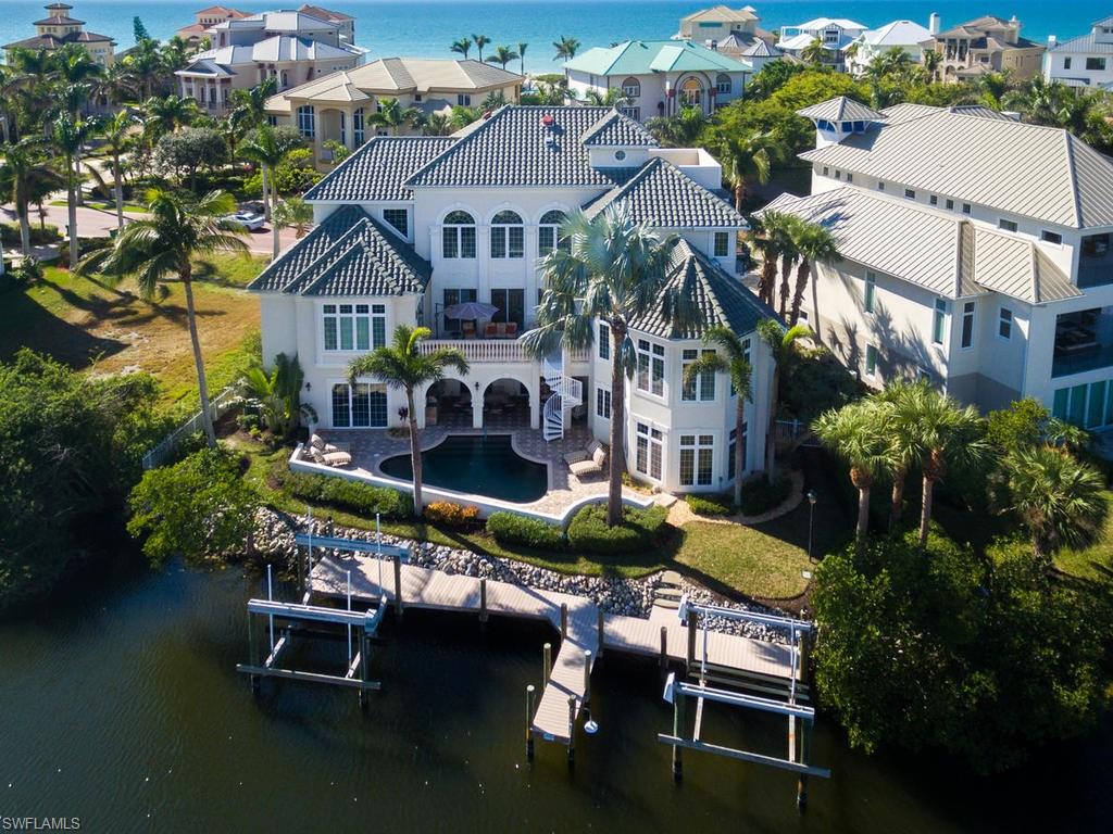 BAREFOOT BEACH - Residential