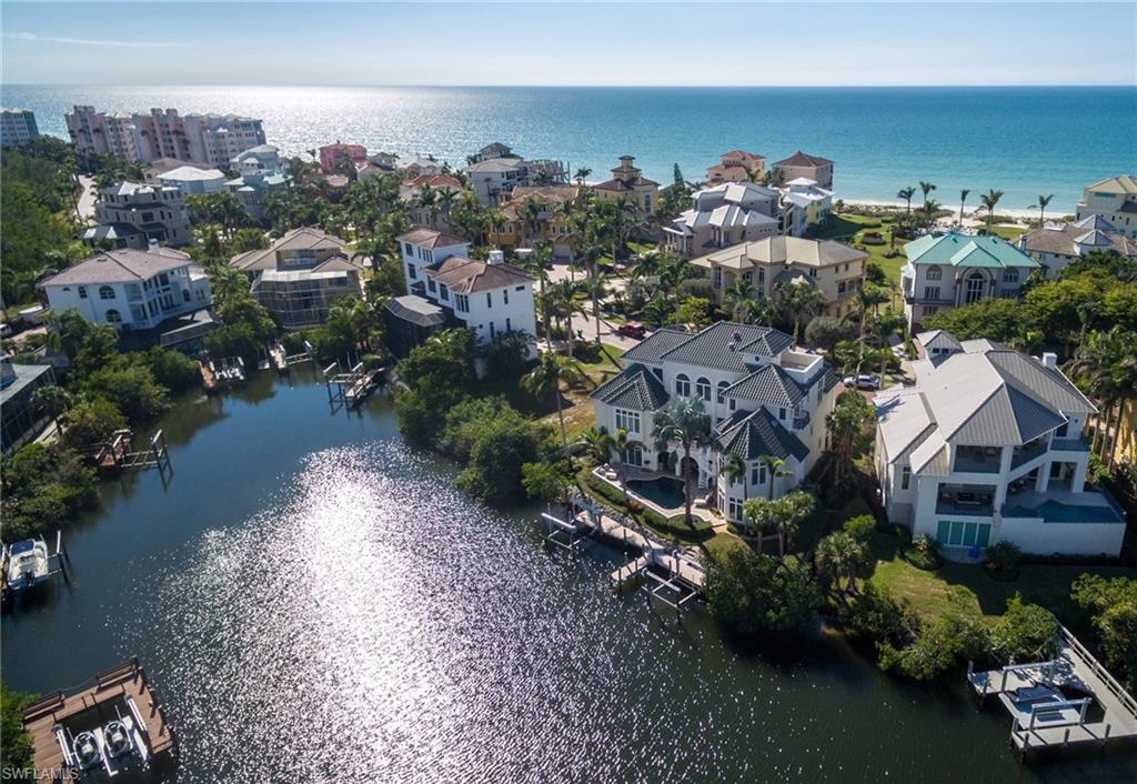 BAREFOOT BEACH - Residential
