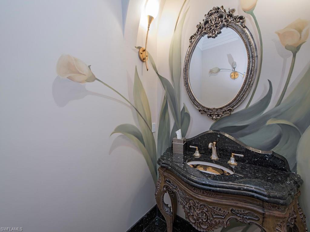 BAREFOOT BEACH - Residential