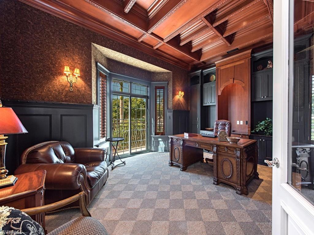 BAREFOOT BEACH - Residential