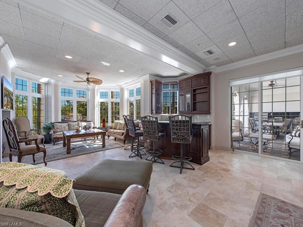 BAREFOOT BEACH - Residential