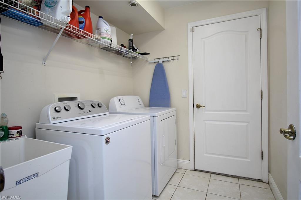 STONEYBROOK - Residential