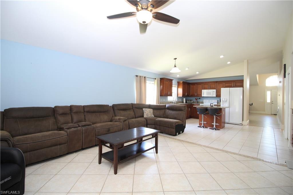 STONEYBROOK - Residential